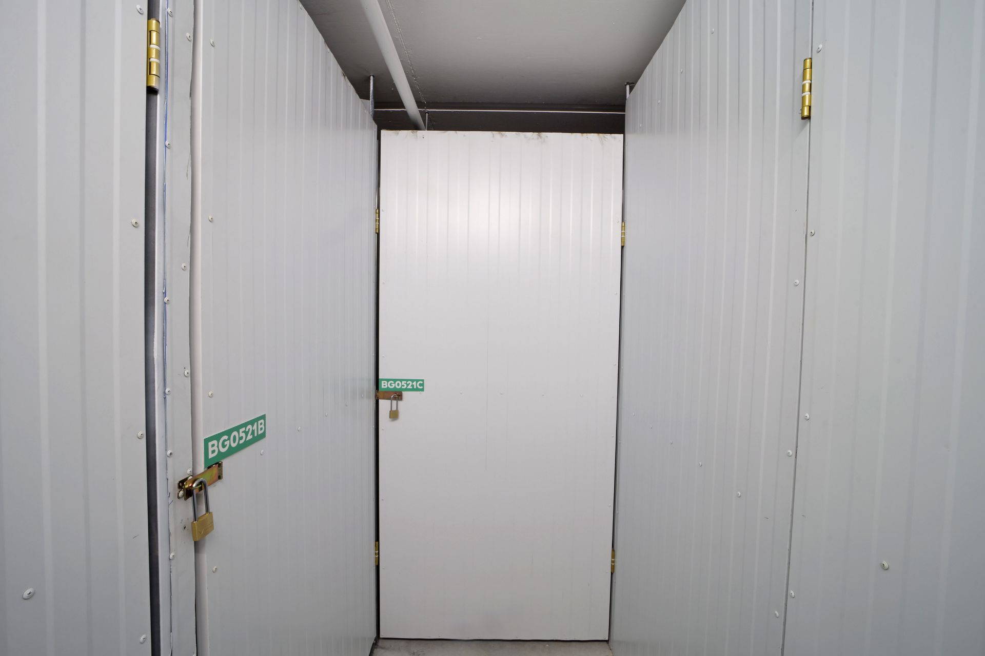 מארחים את החפצים שלכם